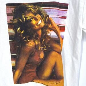 Farrah Fawcett Iconic 70s Graphic Print T shirt Gildan Label Size S